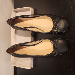 Women's Black Flats